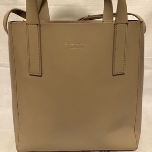 Everlane crossbody/hand bag in Taupe